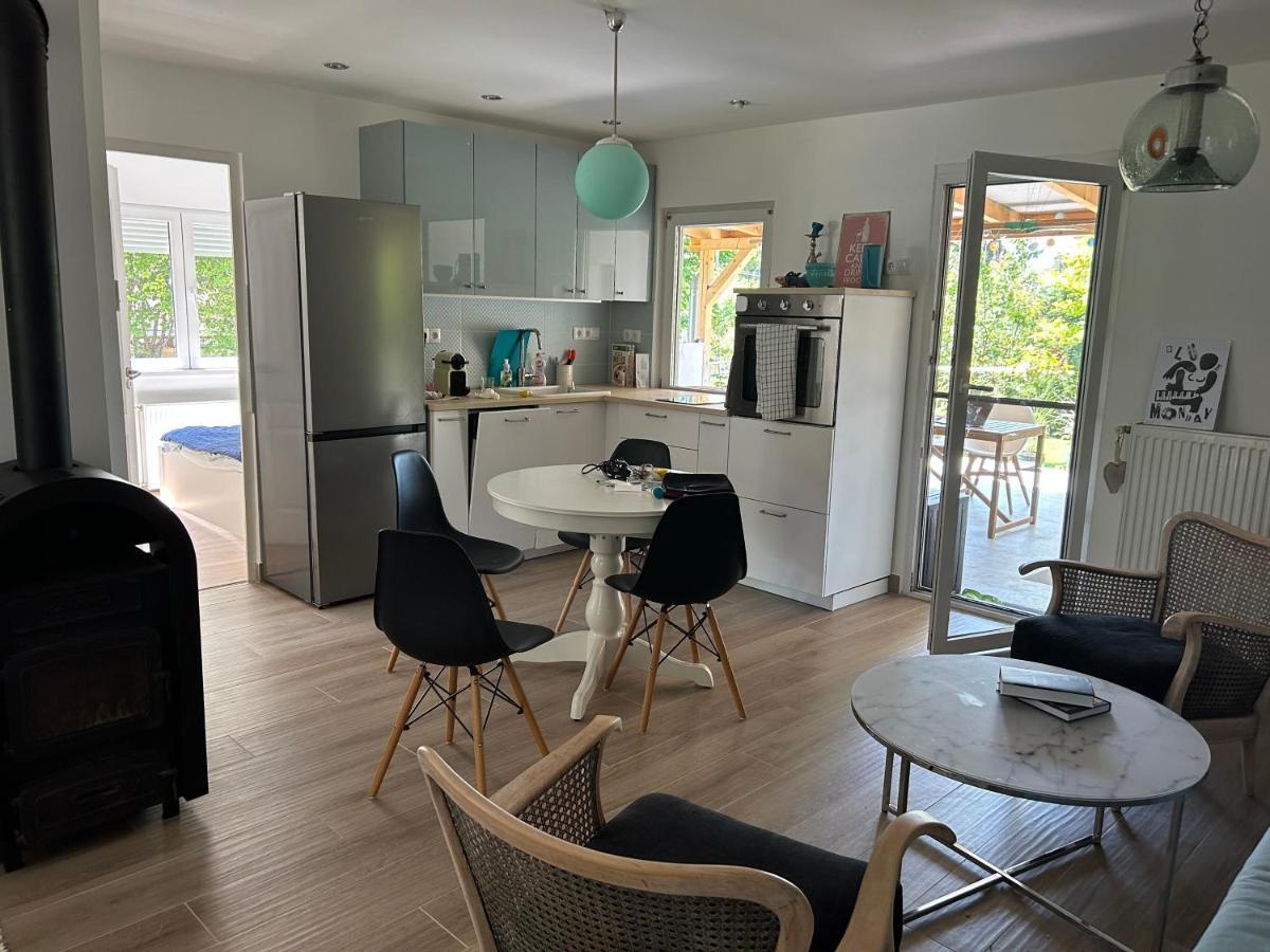 Kisvirag Vendeghaz Villa Balatonvilágos Екстериор снимка